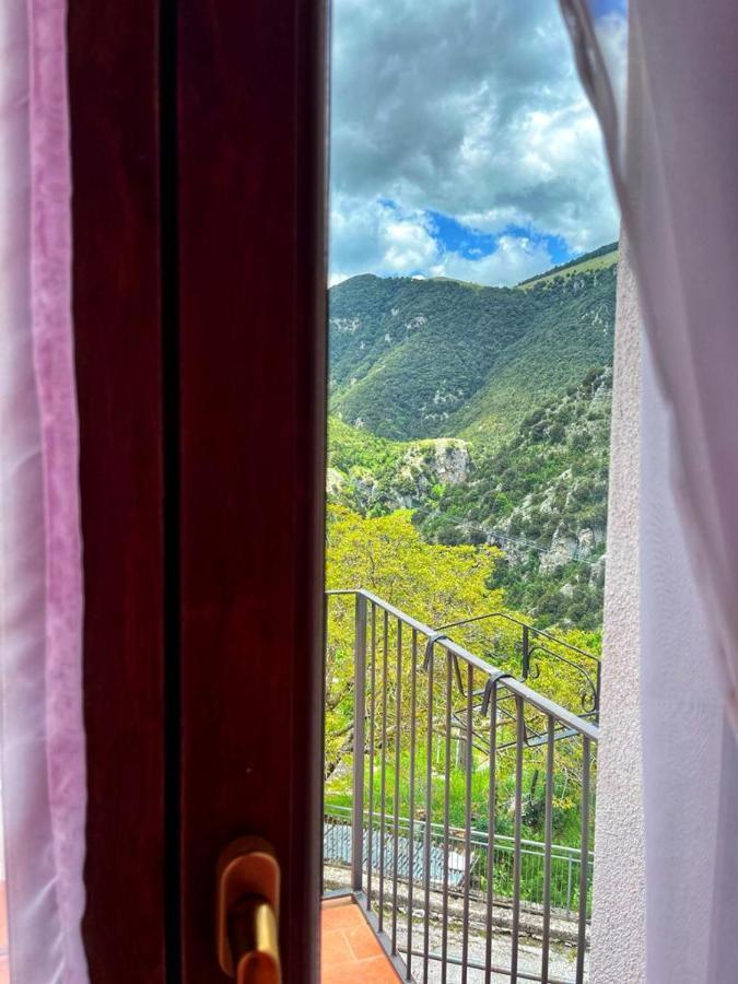 La Casa Dei Panorami Bed & Breakfast Castelsaraceno ภายนอก รูปภาพ